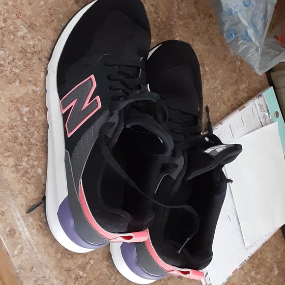 black new balance sneakers